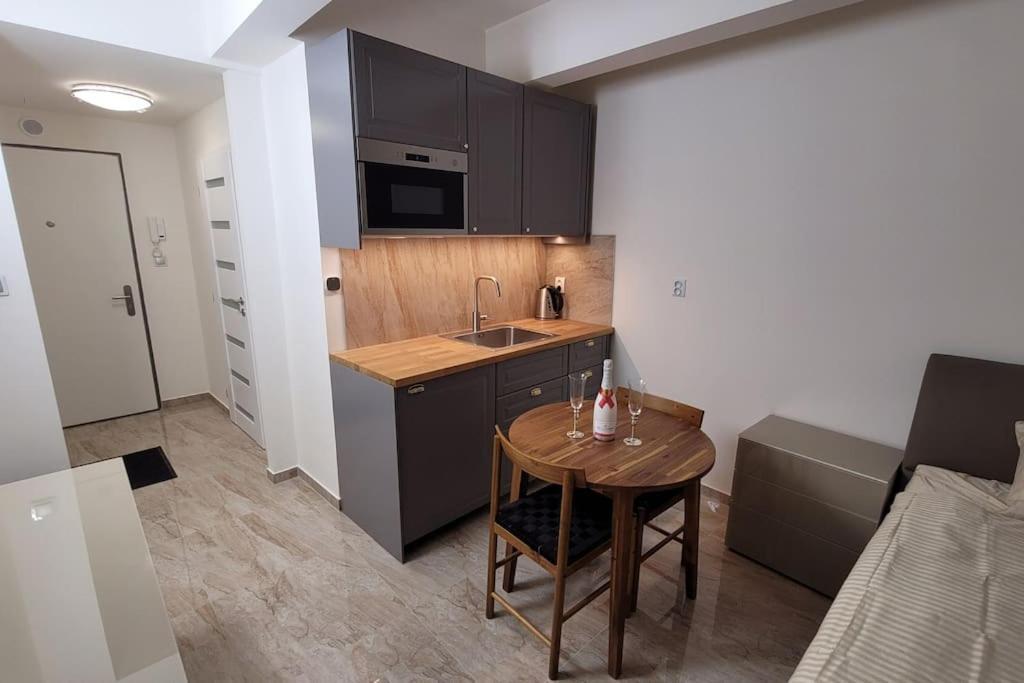Luxusni Apartman Nedaleko Centra Praha Eksteriør bilde